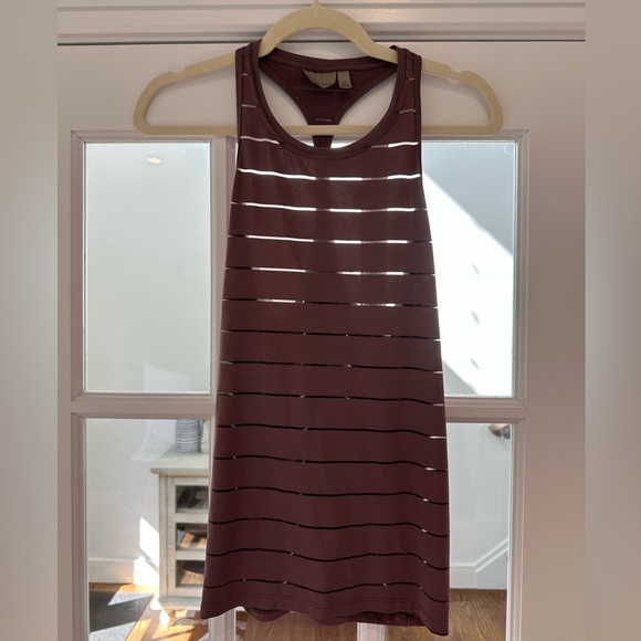Athleta purple tank with mesh detail in size xs - Picture 2 of 5
